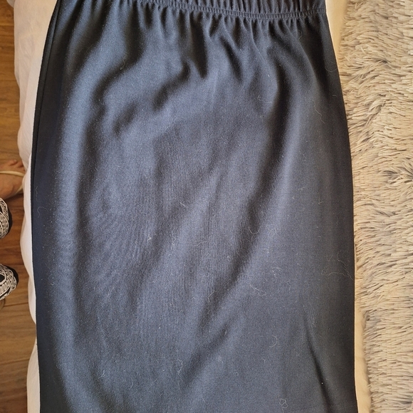 Liz Claiborne Skirt SzM Cotton Polyester Black Elastic Waist Knee Length - Picture 4 of 6